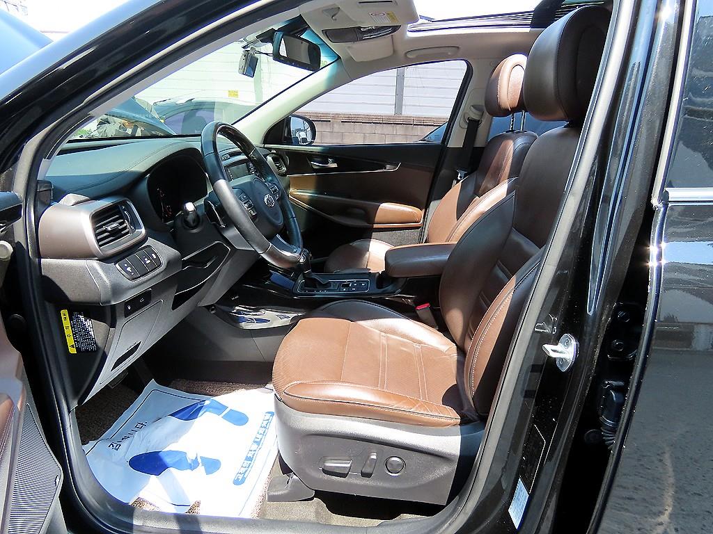 KIA Sorento - Vista 8