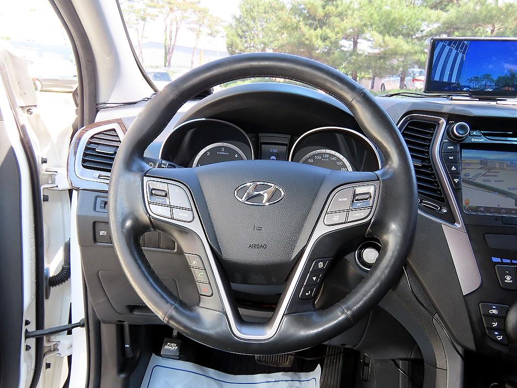 HYUNDAI Santa Fe - Vista 8