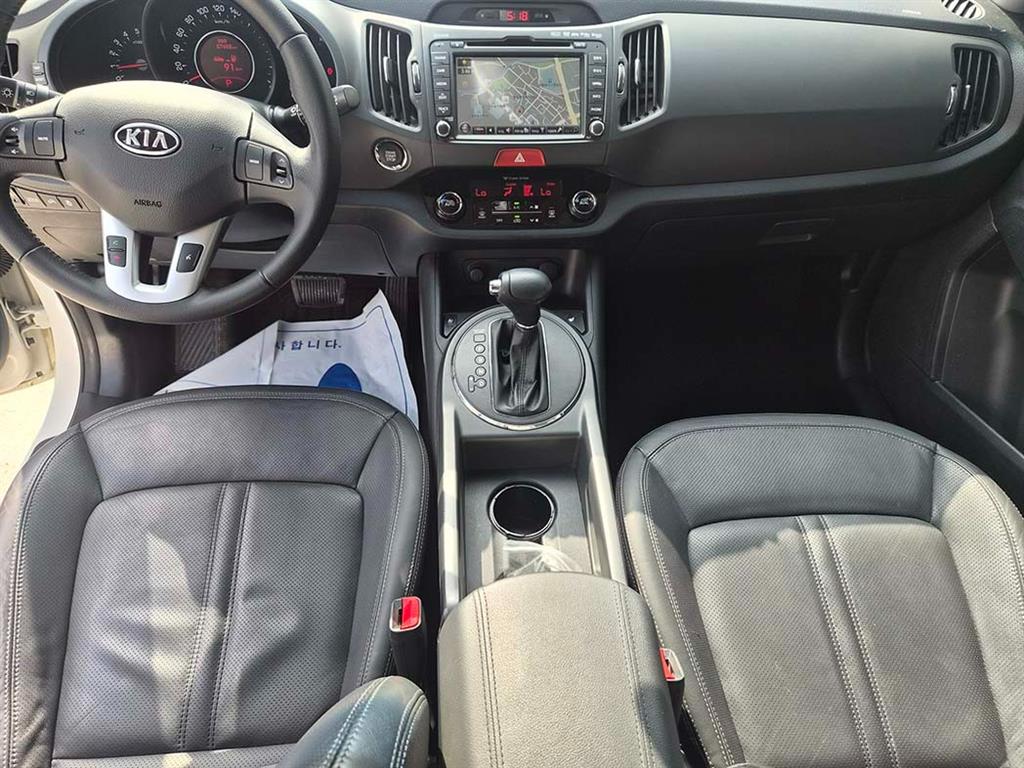 KIA Sportage - Vista 10