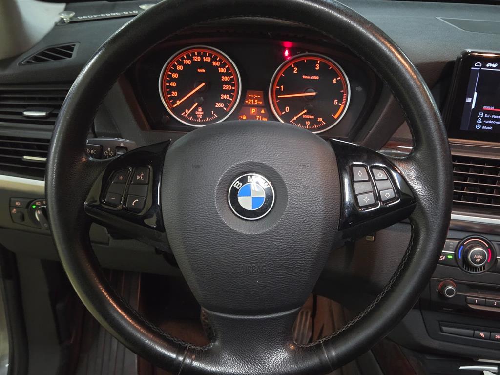 BMW X5 - Vista 9