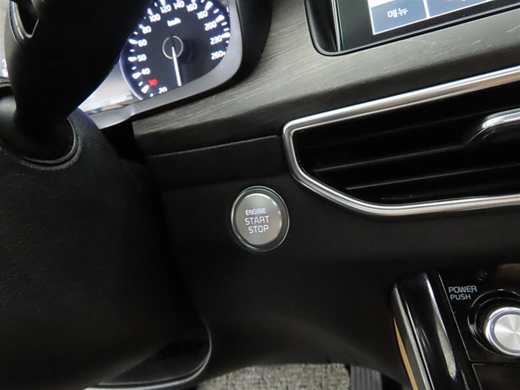 KIA K7 - Vista 10