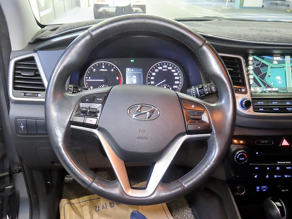 HYUNDAI Tucson - Vista 8