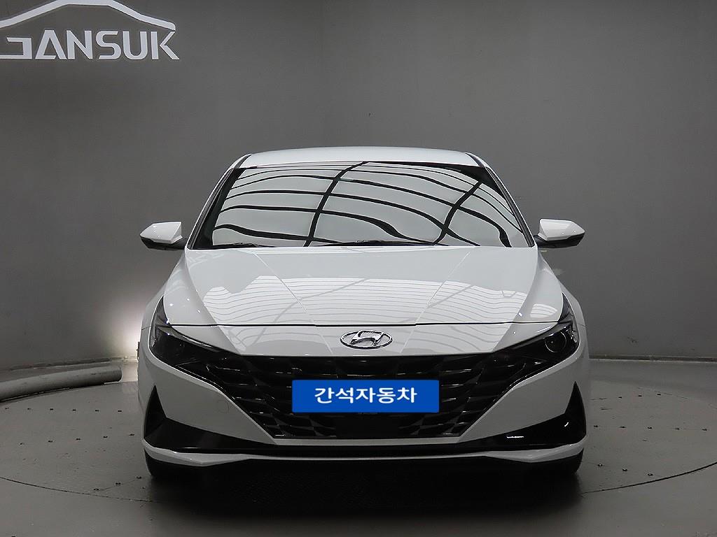 HYUNDAI Avante 2023 Blanco - Importación desde Corea - HF Imports Iquique - Foto 1
