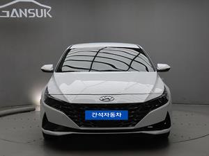 HYUNDAI Avante - Vista 2