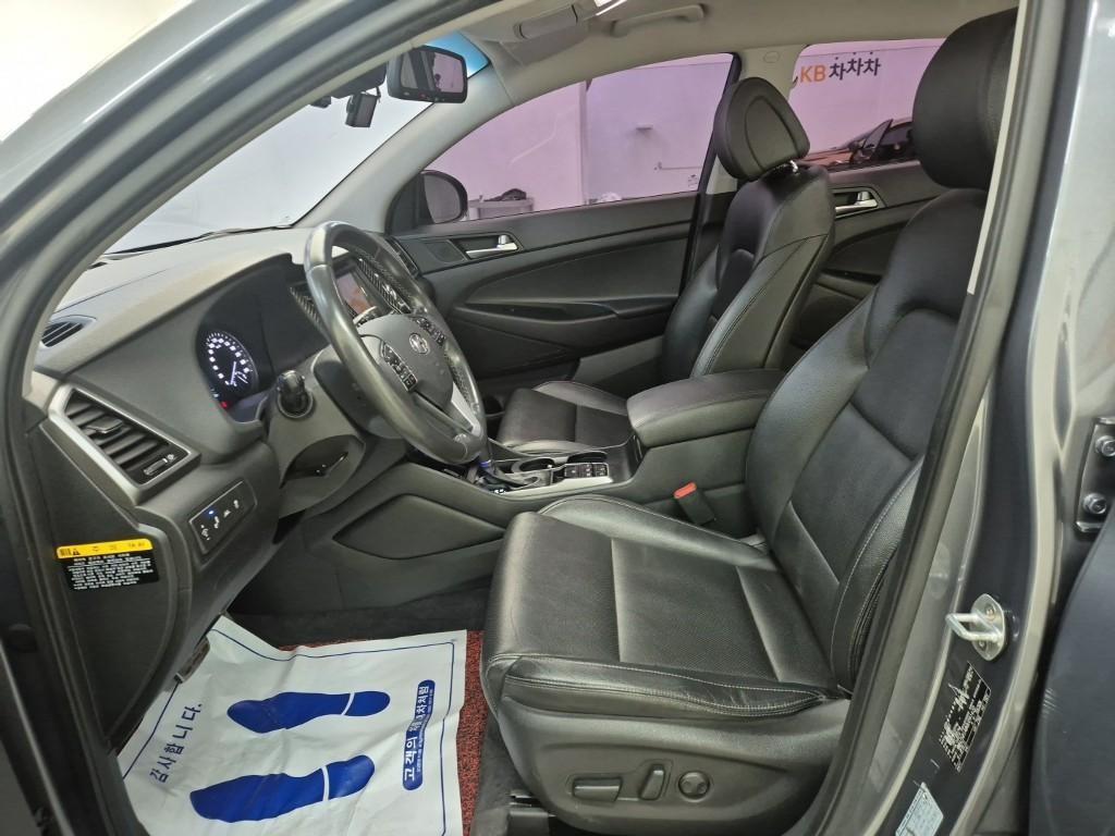 HYUNDAI Tucson - Vista 11