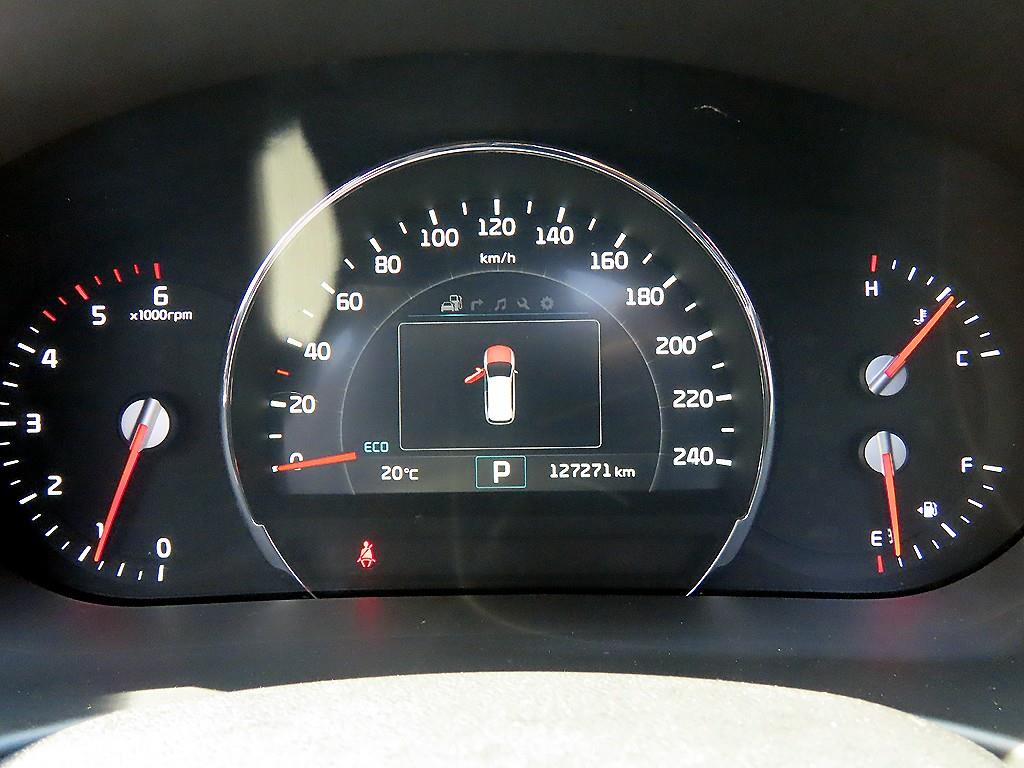 KIA Sorento - Vista 9