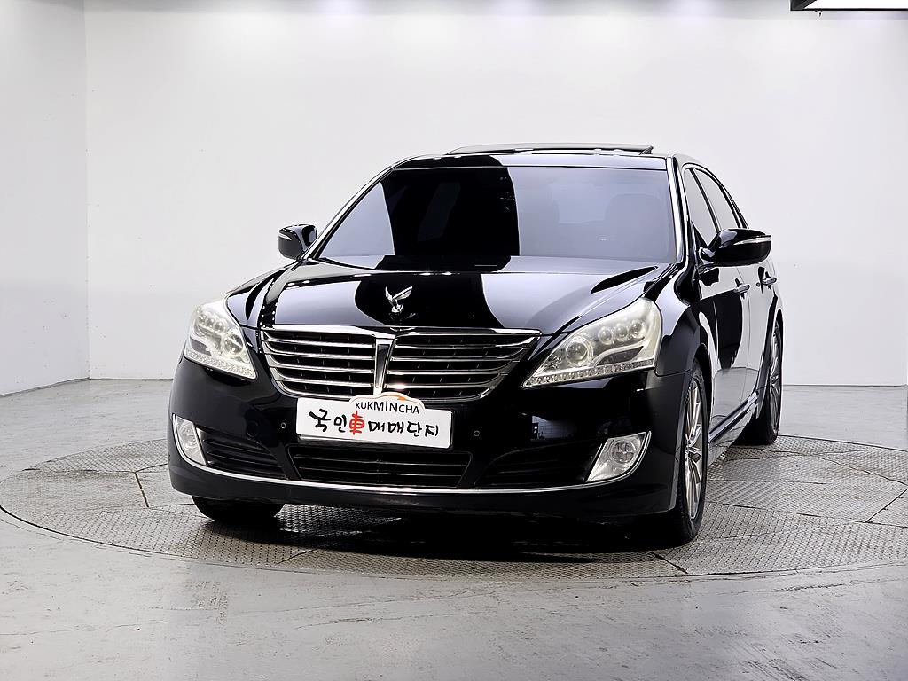 HYUNDAI Equus - Vista 2