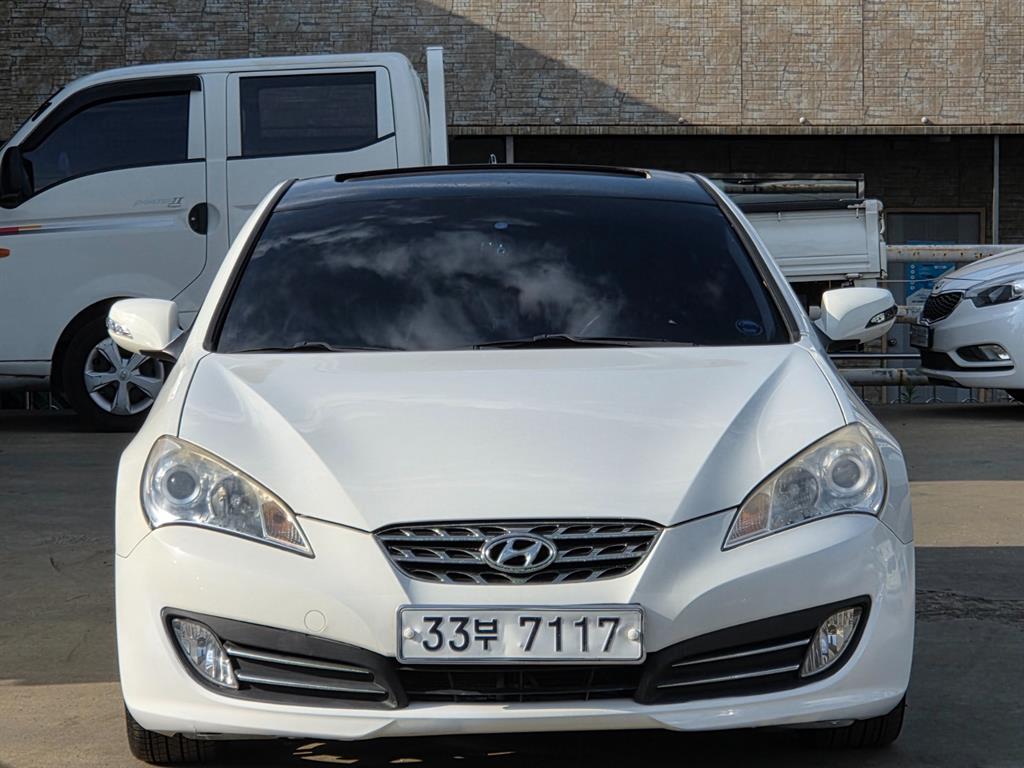 HYUNDAI Genesis 2009 Blanco - Importación desde Corea - HF Imports Iquique - Foto 1