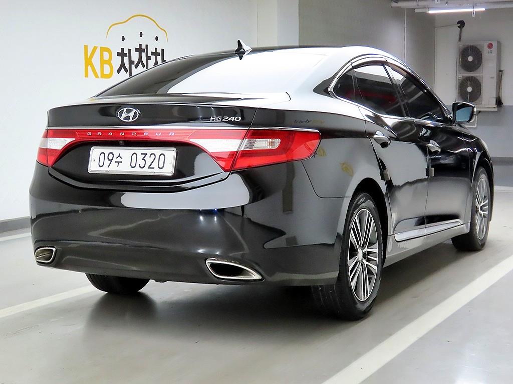 HYUNDAI Grandeur - Vista 4
