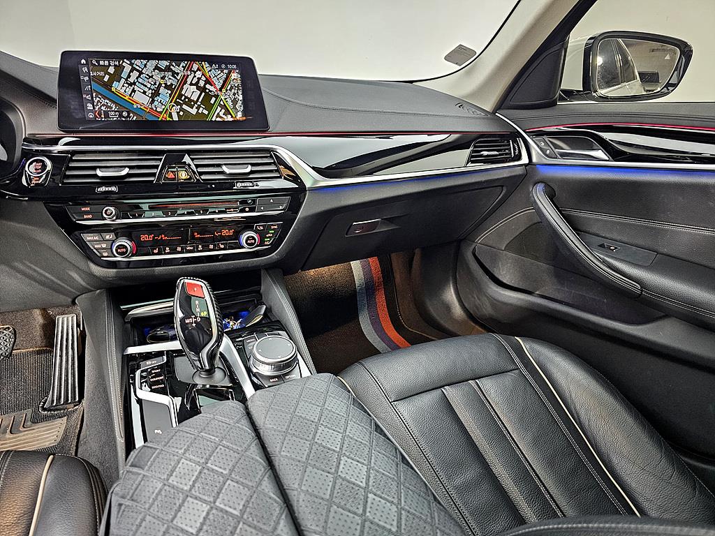 BMW 5 Series - Vista 10