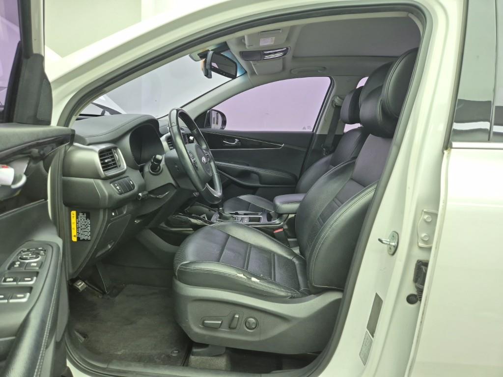 KIA Sorento - Vista 11