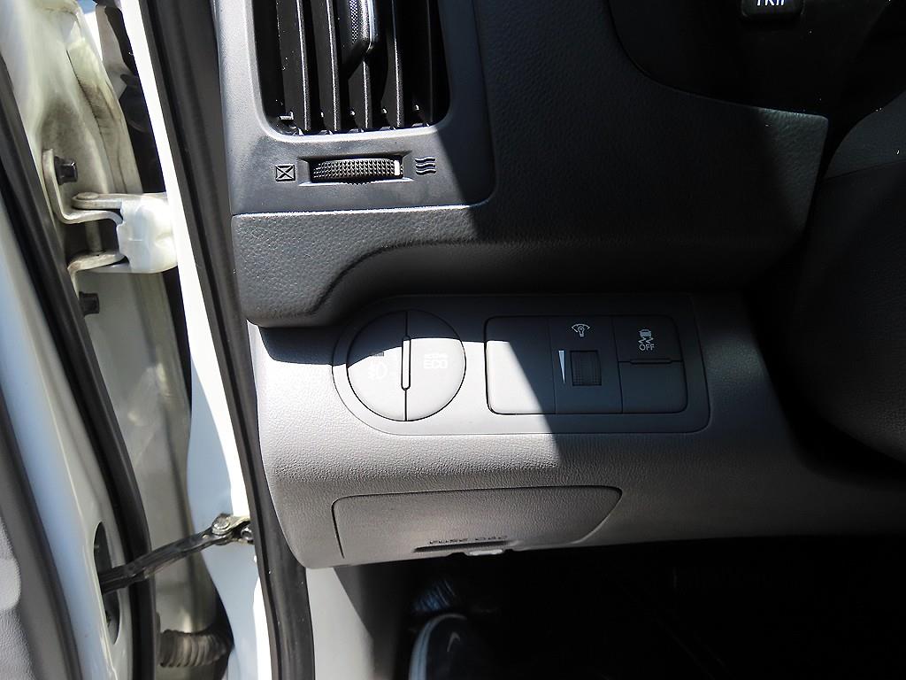 HYUNDAI Starex - Vista 12