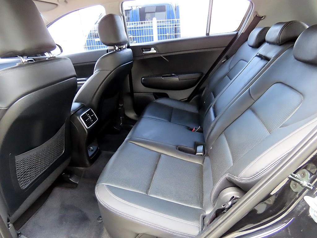 KIA Sportage - Vista 6