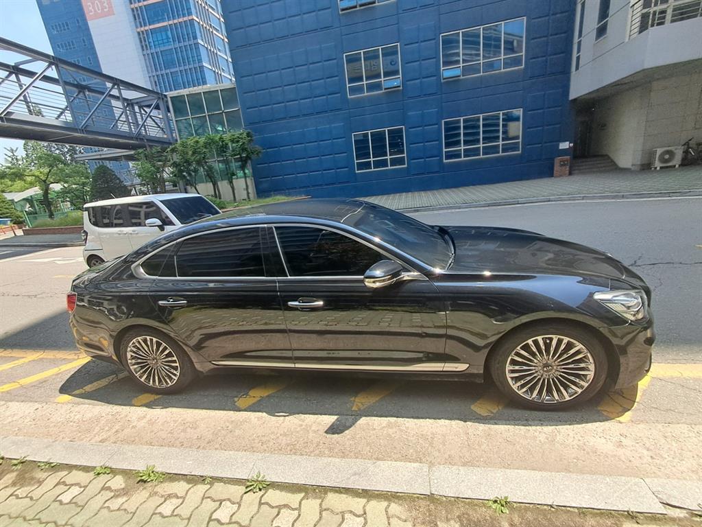 KIA K9 - Vista 2