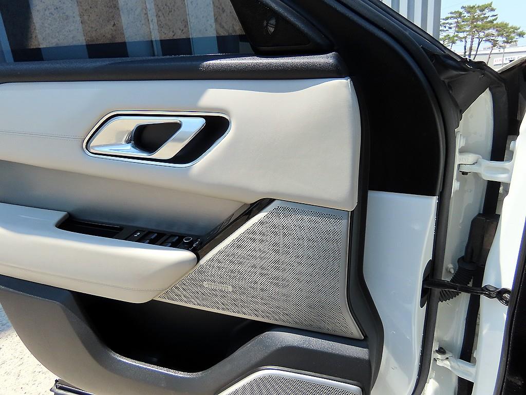 Land Rover Range Rover Bella - Vista 11