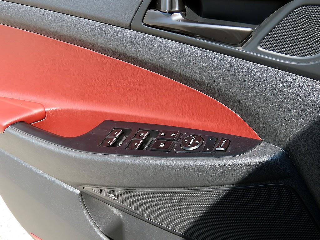 HYUNDAI Tucson - Vista 11