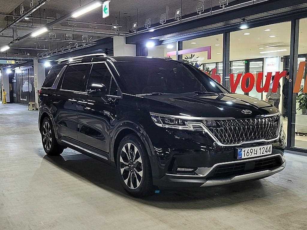 KIA Carnival 2021 Negro - Importación desde Corea - HF Imports Iquique - Foto 1