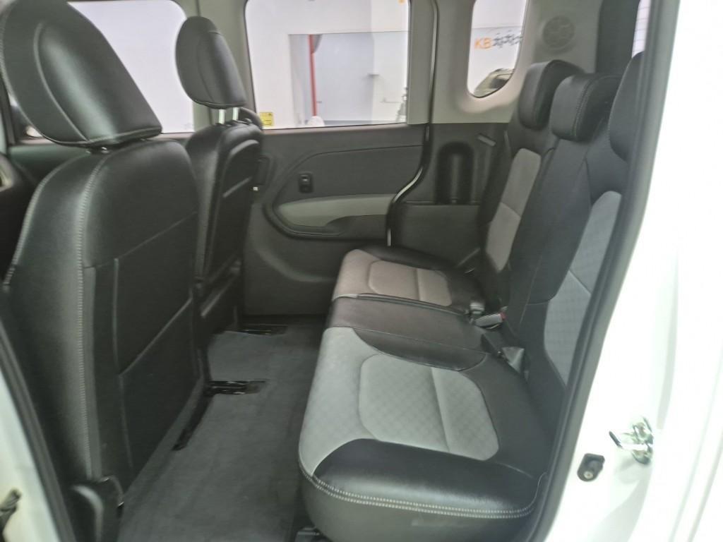 KIA Ray - Vista 12