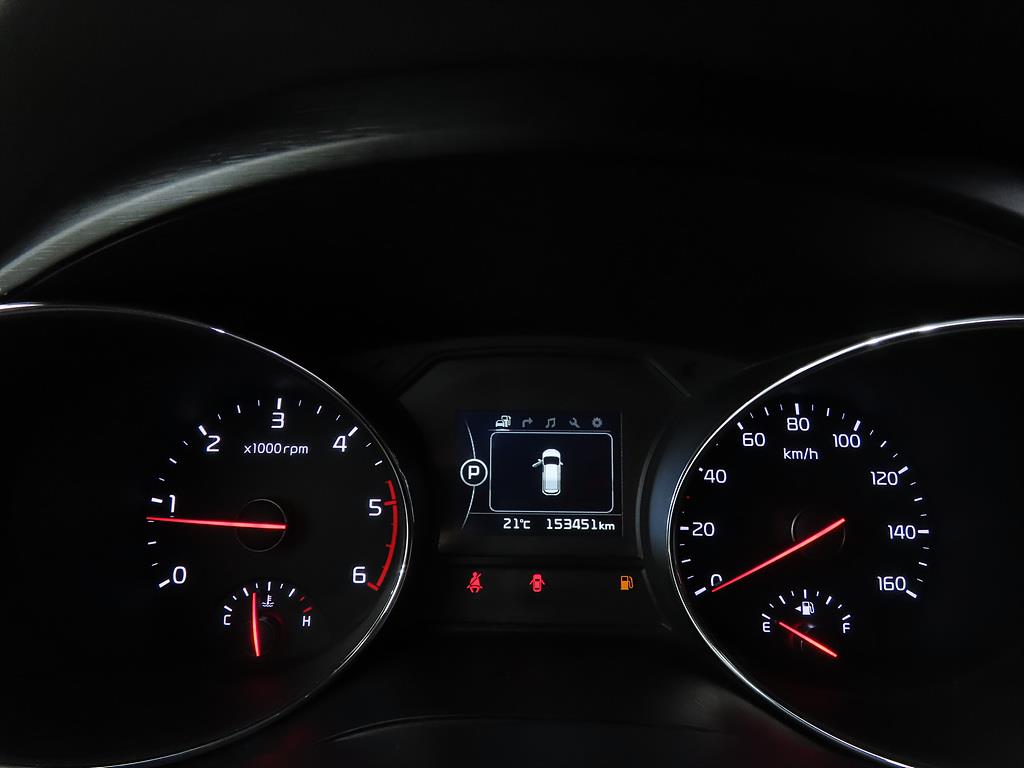 KIA Carnival - Vista 9