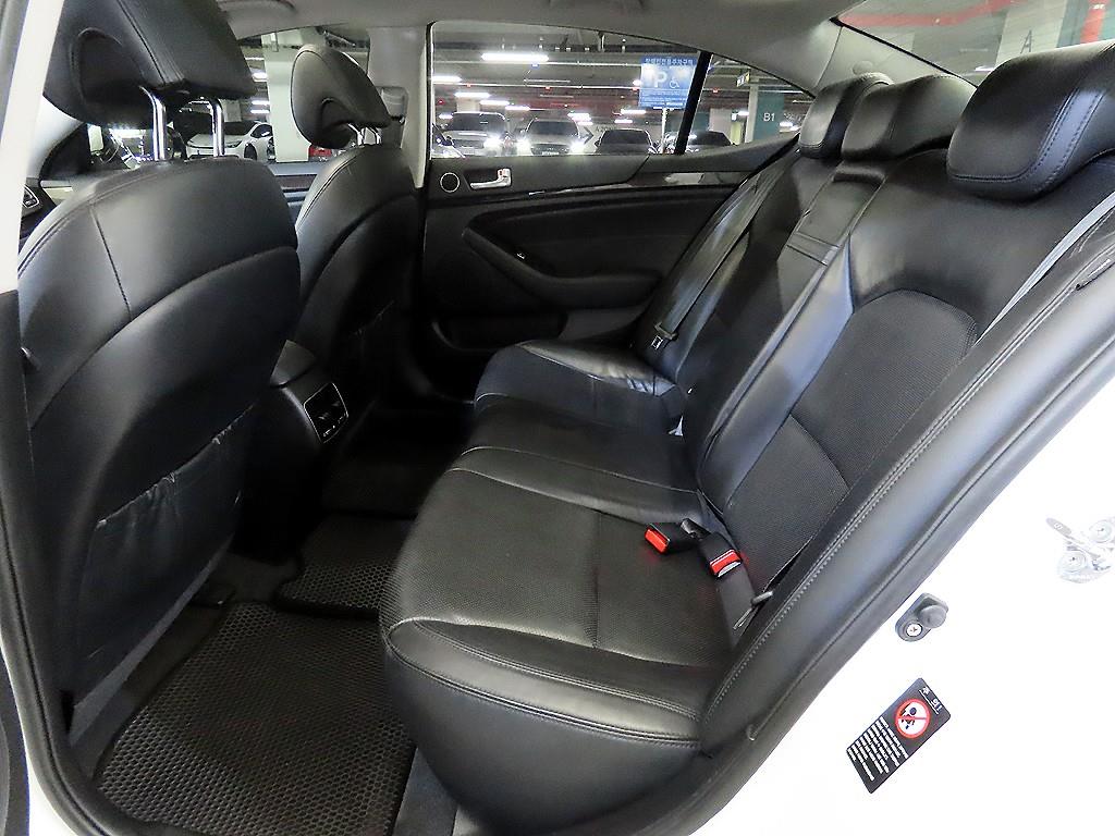 KIA K7 - Vista 7