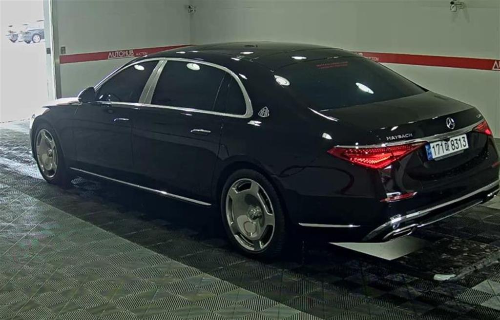 Mercedes Benz S Class - Vista 5