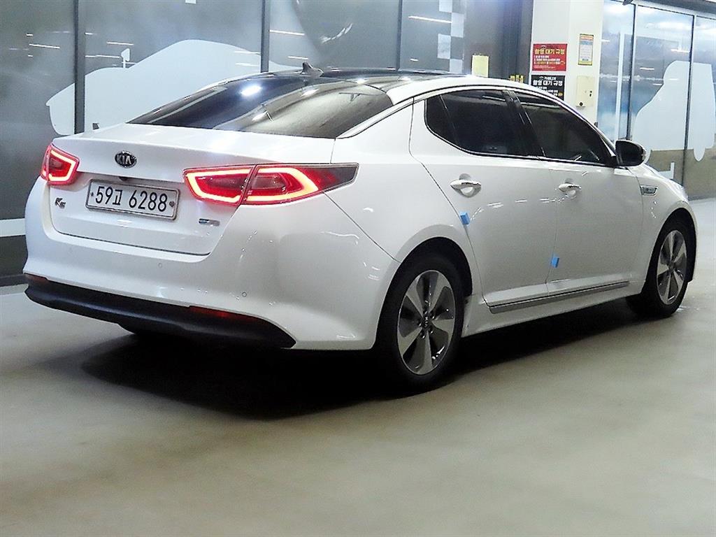 KIA K5 - Vista 4