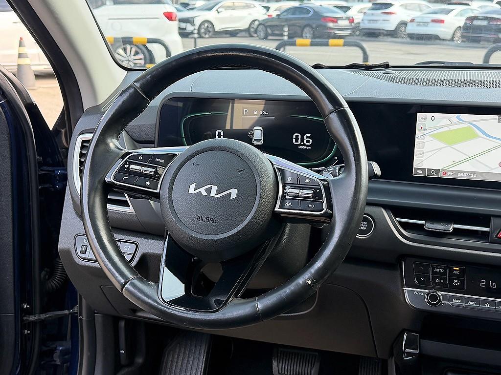 KIA Seltos - Vista 8