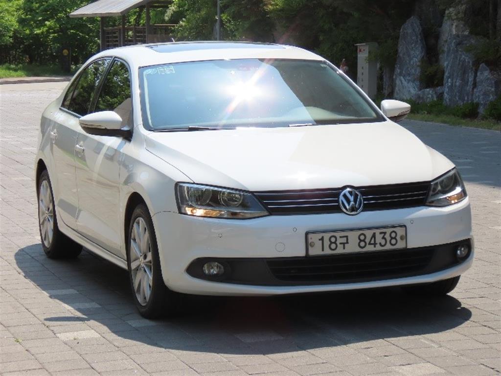 Volkswagen Jetta - Vista 3