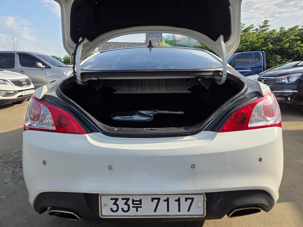 HYUNDAI Genesis 2009 Blanco - Importación desde Corea - HF Imports Iquique - Foto 18