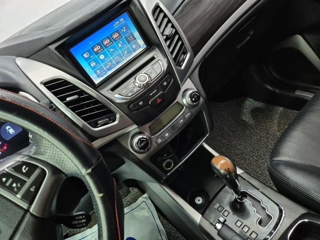 Ssangyong Korando - Vista 10