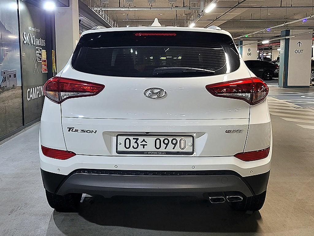 HYUNDAI Tucson - Vista 5