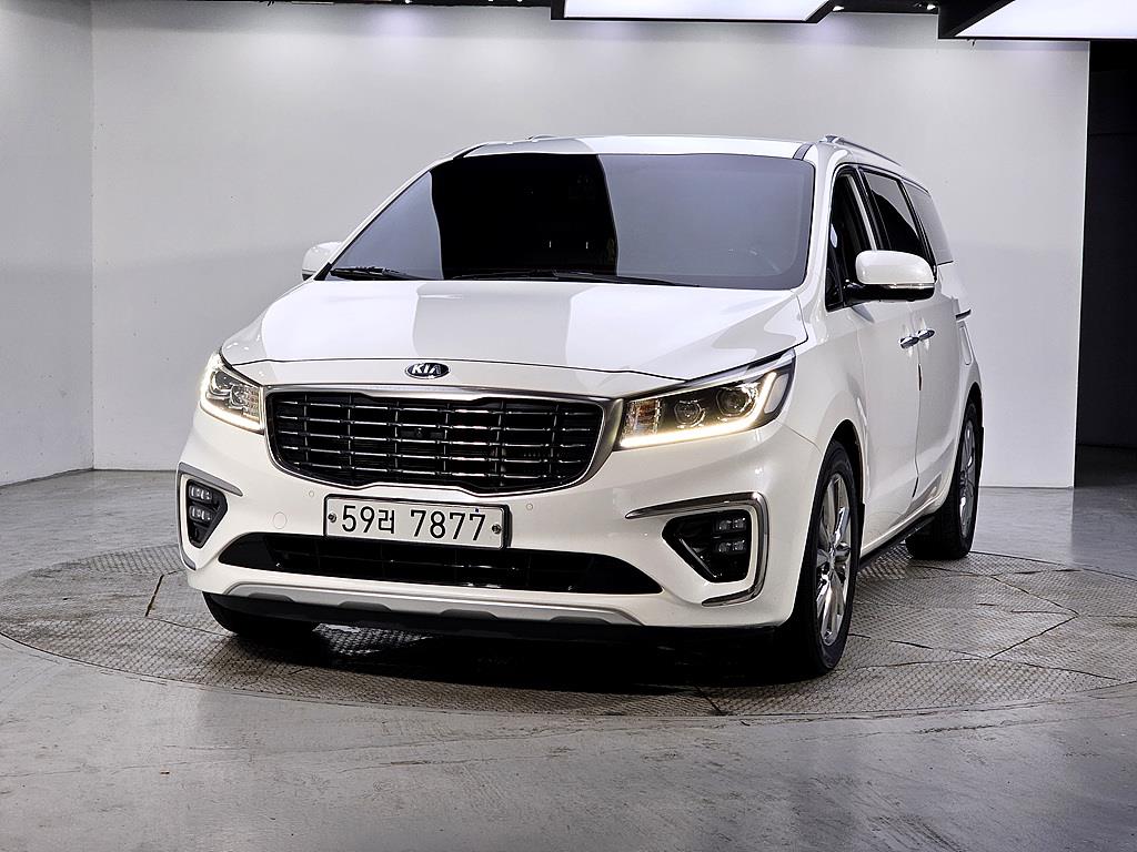 KIA Carnival - Vista 2