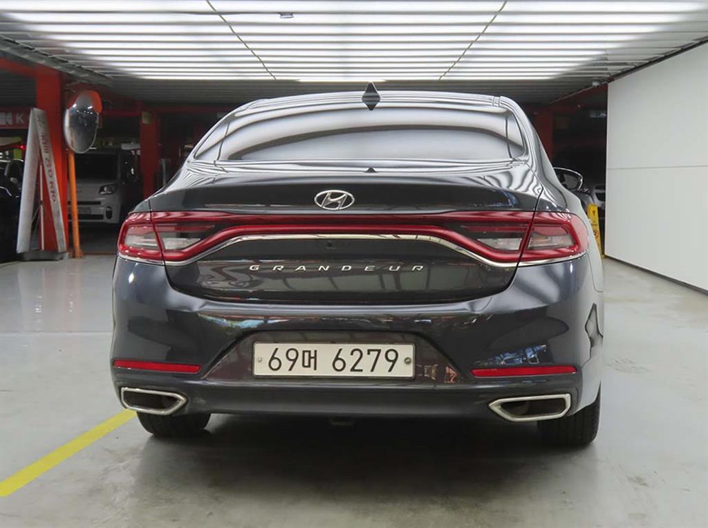 HYUNDAI Grandeur - Vista 3