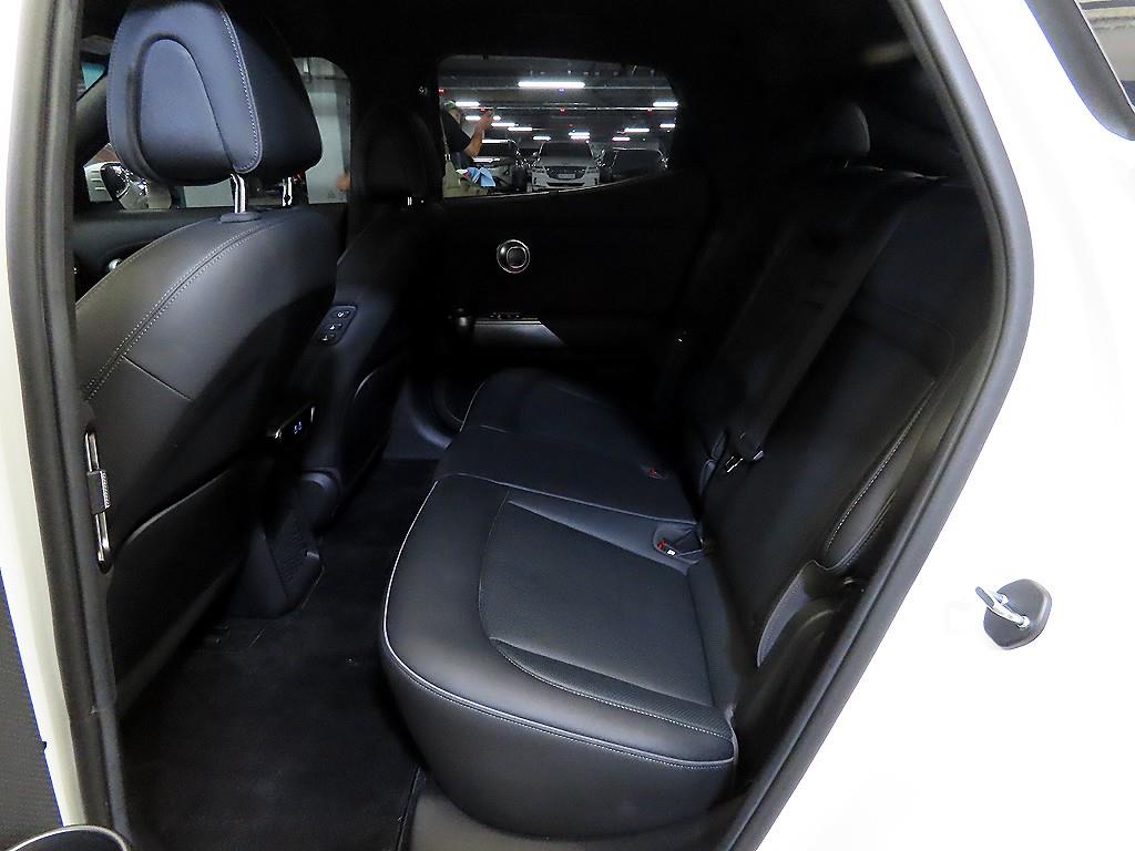 Genesis GV60 - Vista 7