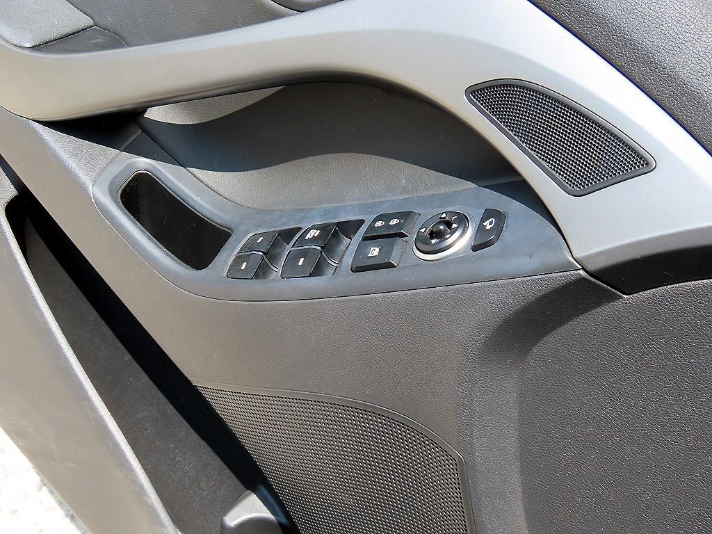 HYUNDAI Avante - Vista 11