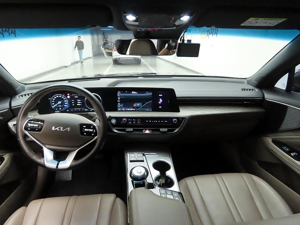 KIA K8 - Vista 6