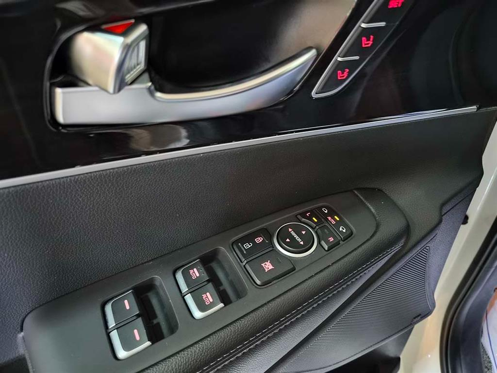 KIA Sorento - Vista 12