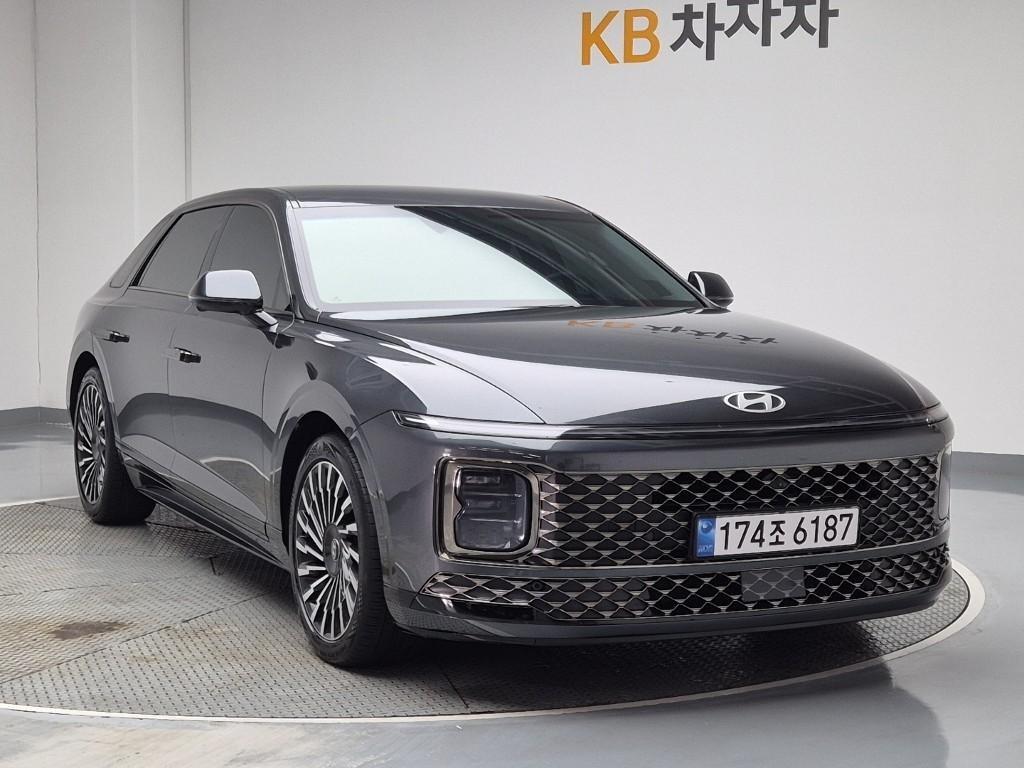 HYUNDAI Grandeur - Vista 2