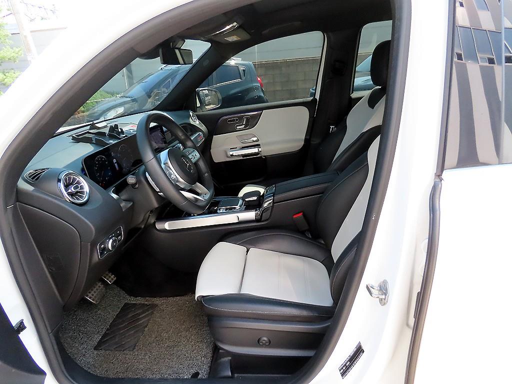 Mercedes Benz GLB Class - Vista 5