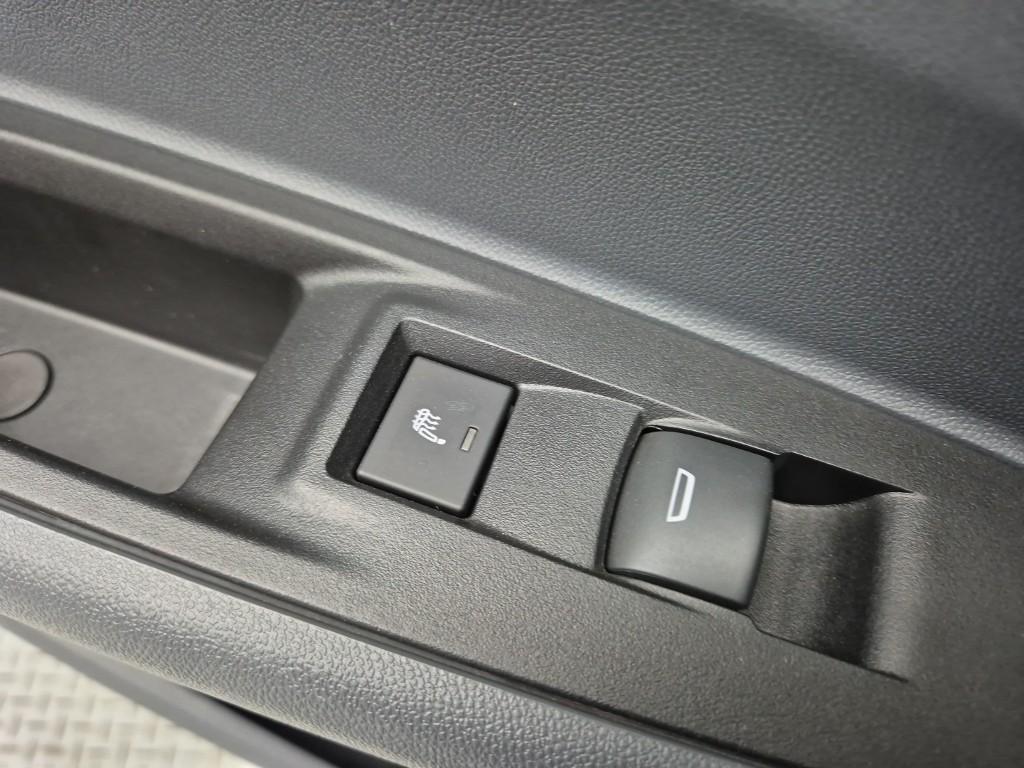 Chevrolet Bolt 2019 Blanco - Importación desde Corea - HF Imports Iquique - Foto 19