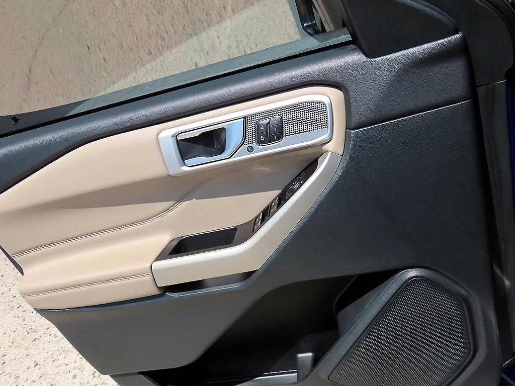Ford Explorer - Vista 11