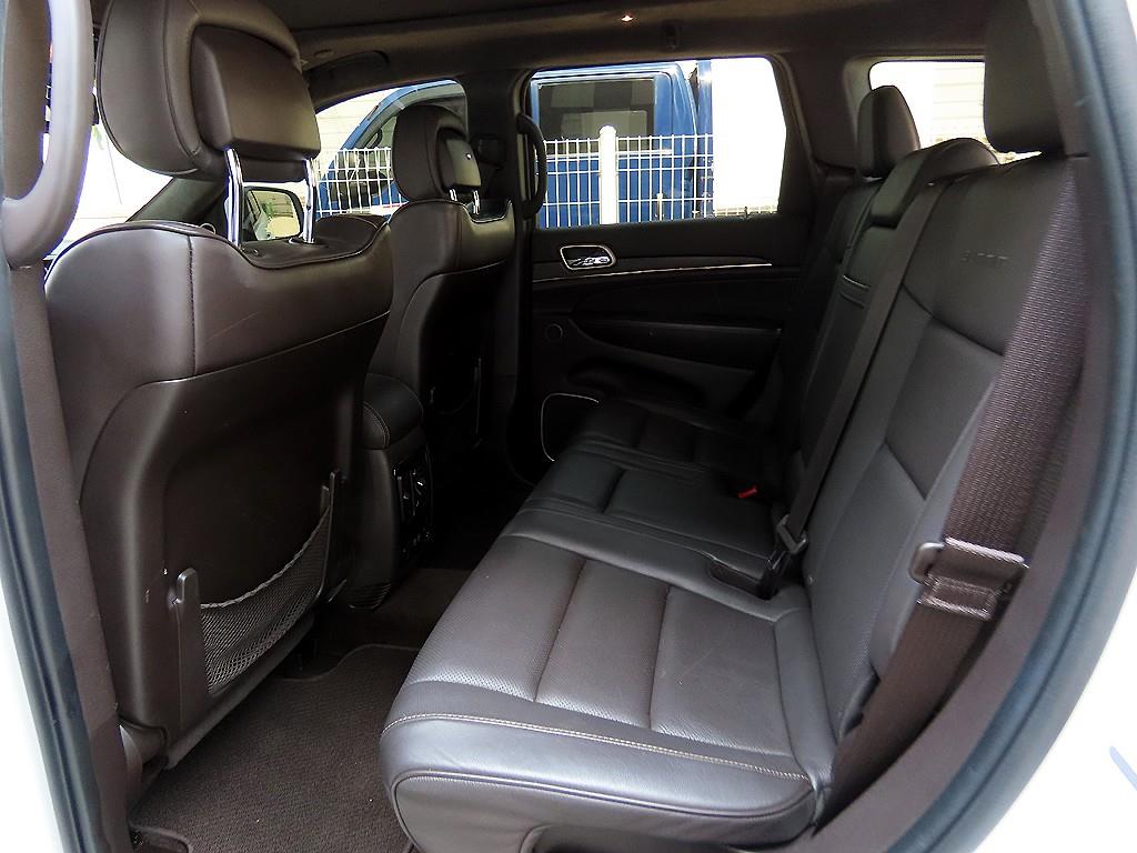 Jeep Cherokee - Vista 6