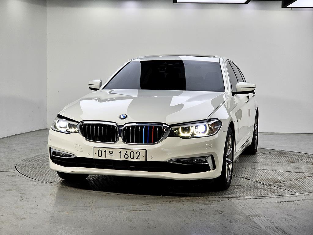 BMW 5 Series - Vista 3