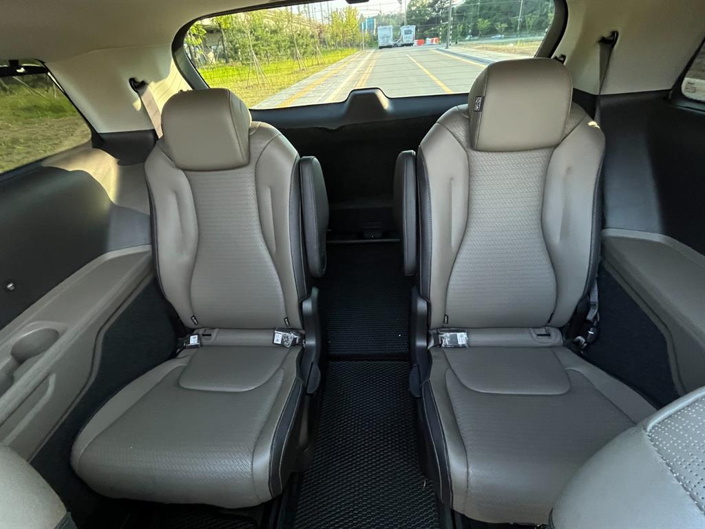 KIA Carnival 2025 Negro - Importación desde Corea - HF Imports Iquique - Foto 16