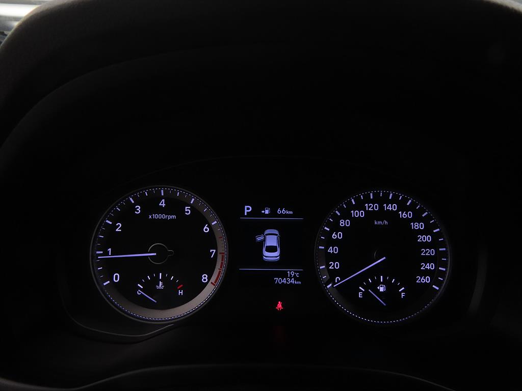HYUNDAI Grandeur - Vista 9