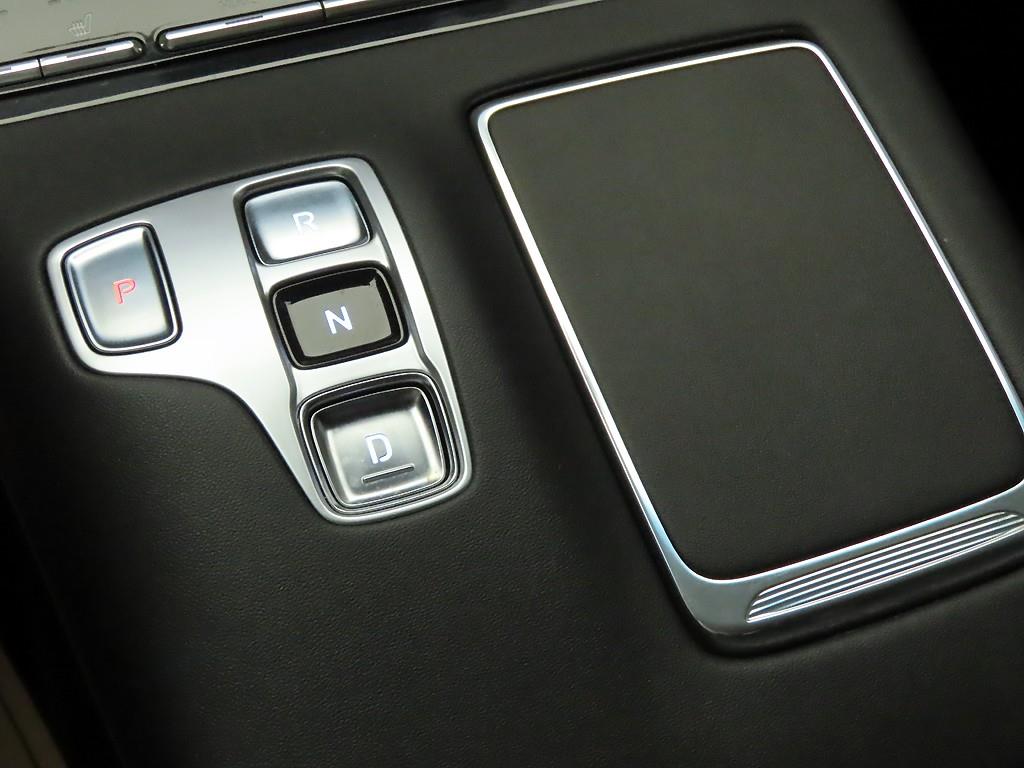 HYUNDAI Grandeur - Vista 10