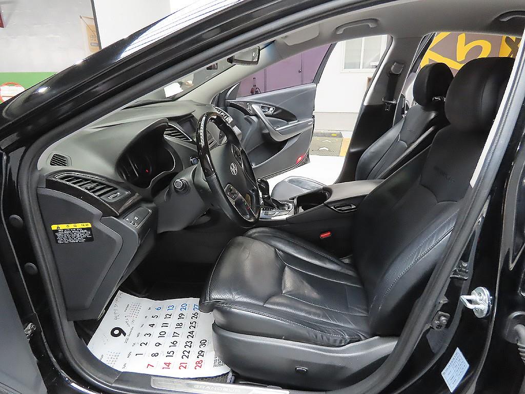 HYUNDAI Grandeur 2015 Negro - Importación desde Corea - HF Imports Iquique - Foto 12