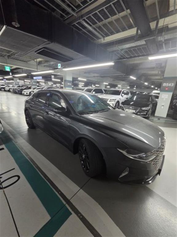 HYUNDAI Grandeur - Vista 4