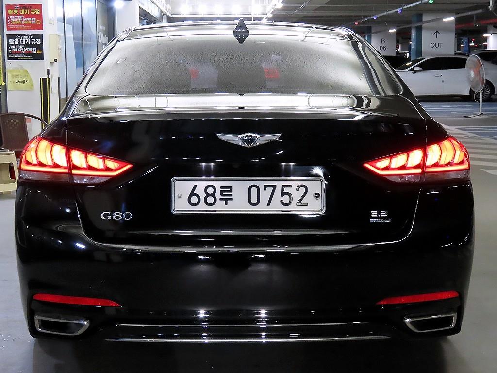 Genesis G80 - Vista 5
