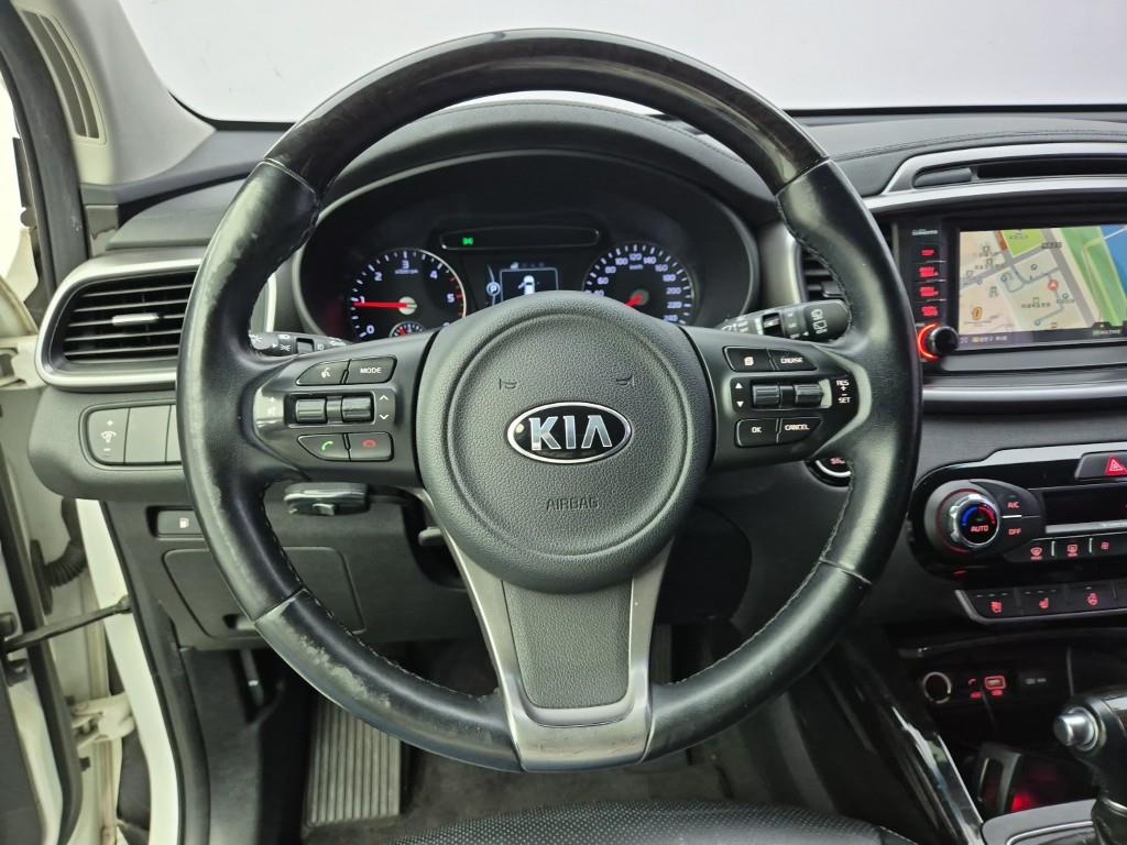 KIA Sorento - Vista 9